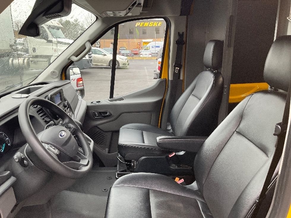 Cargo Van (Panel Van)-Light and Medium Duty Trucks-Ford-2023-Transit 250-Capitol Heights-MD-22,841\n\t\tmiles-$ 44,500 - Image 18