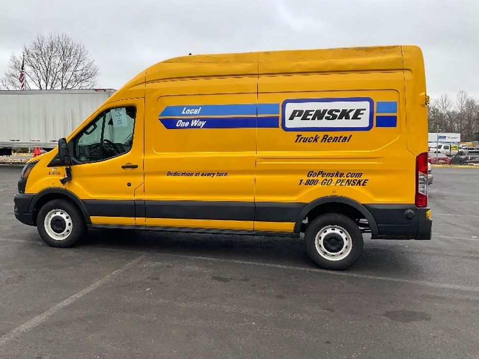 Cargo Van (Panel Van)-Light and Medium Duty Trucks-Ford-2023-Transit 250-Capitol Heights-MD-22,841\n\t\tmiles-$ 44,500 - Image 4