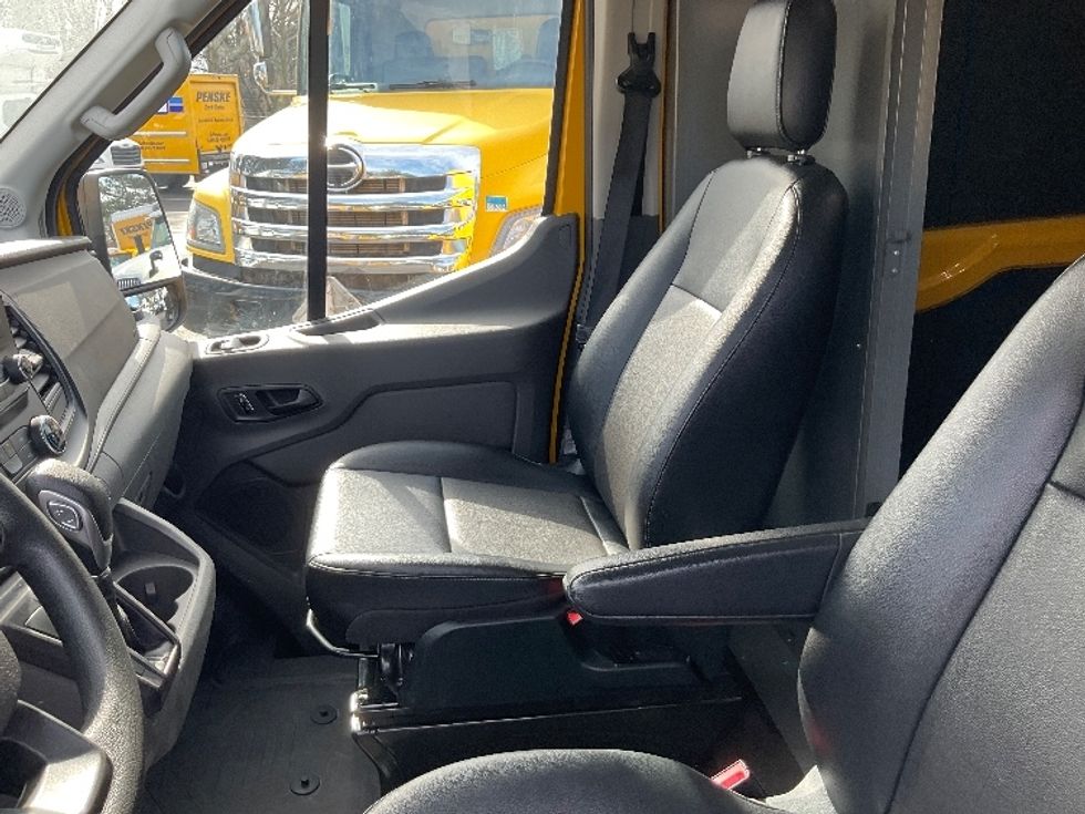 Cargo Van (Panel Van)-Light and Medium Duty Trucks-Ford-2023-Transit 250-Capitol Heights-MD-30,990\n\t\tmiles-$ 44,000 - Image 19