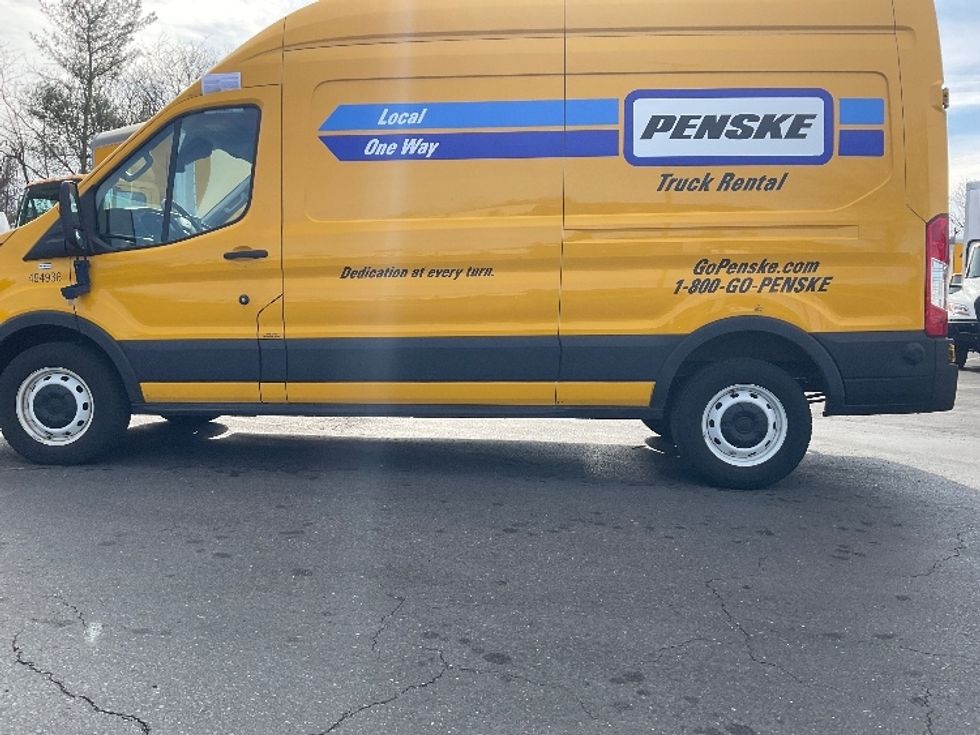 Cargo Van (Panel Van)-Light and Medium Duty Trucks-Ford-2023-Transit 250-Capitol Heights-MD-30,990\n\t\tmiles-$ 44,000 - Image 5