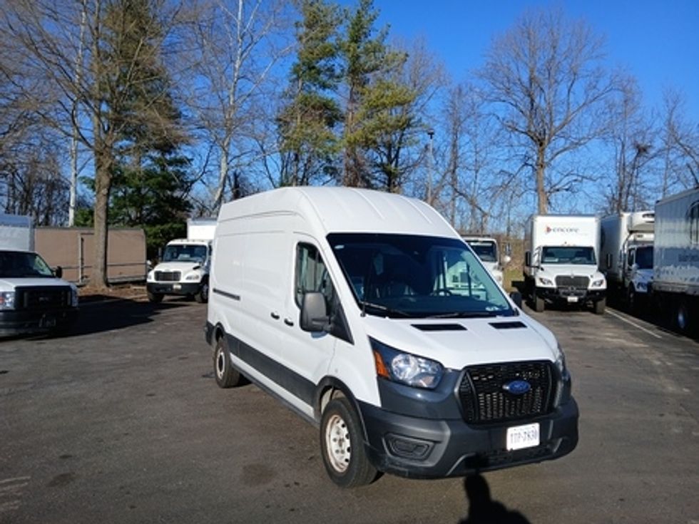 Cargo Van (Panel Van)-Light and Medium Duty Trucks-Ford-2023-Transit 250-Capitol Heights-MD-39,340\n\t\tmiles-$ 41,750 - Image 11