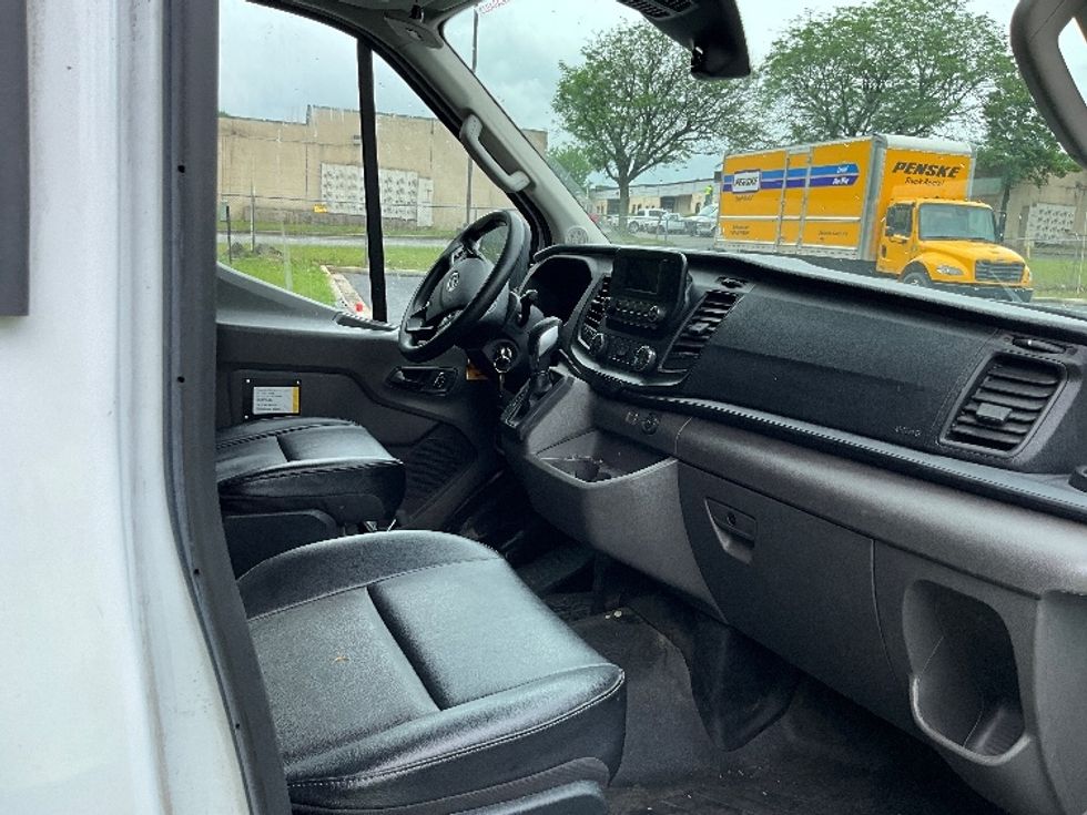Cargo Van (Panel Van)-Light and Medium Duty Trucks-Ford-2023-Transit 250-Capitol Heights-MD-61,328\n\t\tmiles-$ 43,750 - Image 21