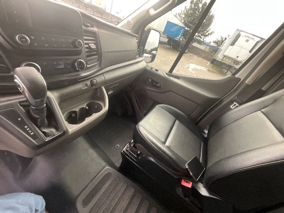 Cargo Van (Panel Van)-Light and Medium Duty Trucks-Ford-2023-Transit 250-Carrollton-TX-77,768\n\t\tmiles-$ 42,000 - Image 18