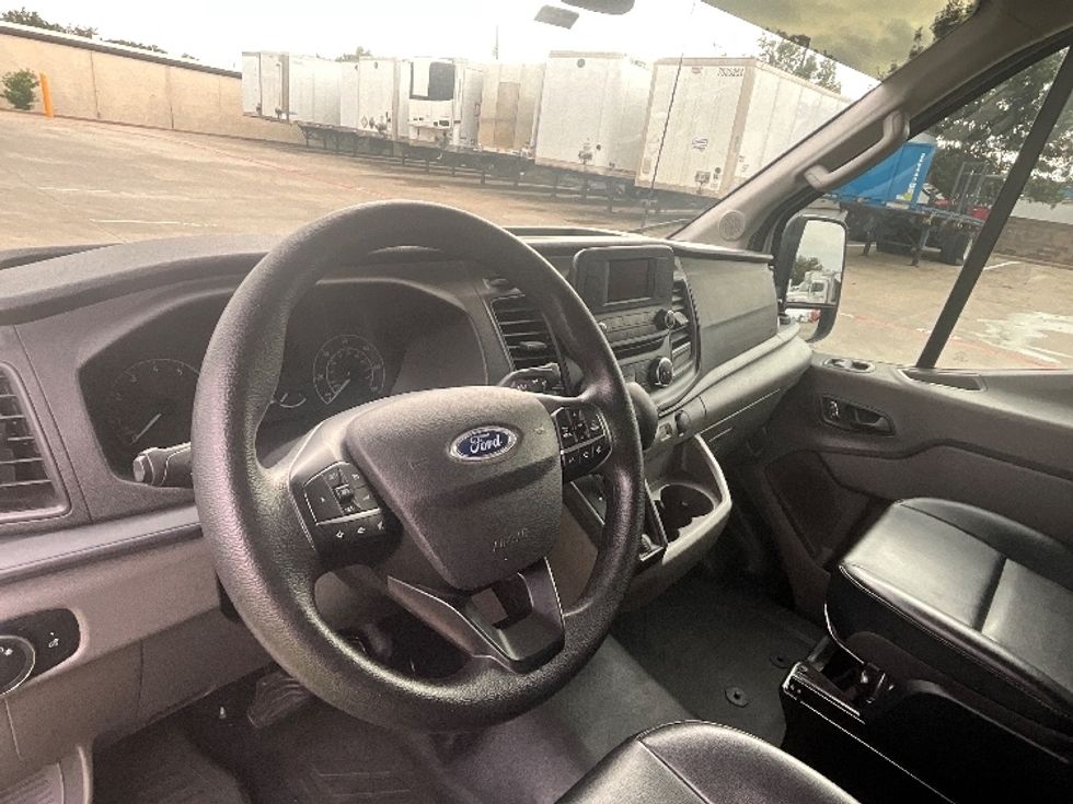 Cargo Van (Panel Van)-Light and Medium Duty Trucks-Ford-2023-Transit 250-Carrollton-TX-77,768\n\t\tmiles-$ 42,000 - Image 27