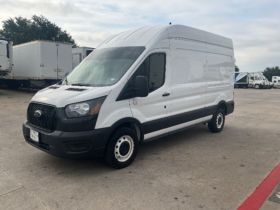Cargo Van (Panel Van)-Light and Medium Duty Trucks-Ford-2023-Transit 250-Carrollton-TX-77,768\n\t\tmiles-$ 42,000 - Image 3