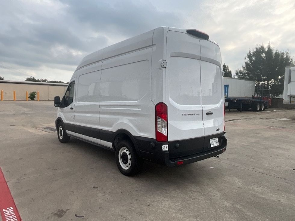 Cargo Van (Panel Van)-Light and Medium Duty Trucks-Ford-2023-Transit 250-Carrollton-TX-77,768\n\t\tmiles-$ 42,000 - Image 6