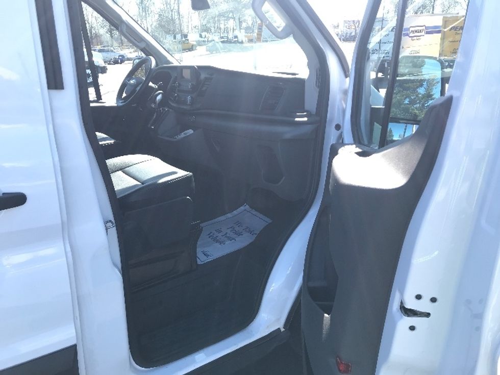 Cargo Van (Panel Van)-Light and Medium Duty Trucks-Ford-2023-Transit 250-Charlotte-NC-27,779\n\t\tmiles-$ 51,750 - Image 15