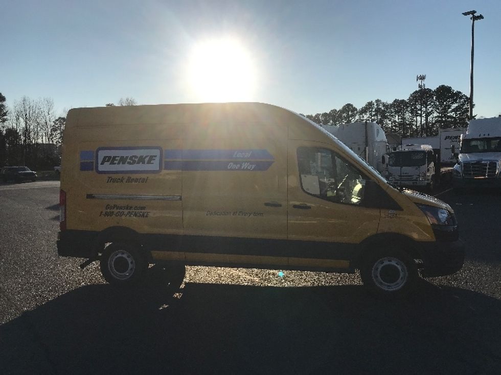 Cargo Van (Panel Van)-Light and Medium Duty Trucks-Ford-2023-Transit 250-Charlotte-NC-31,016\n\t\tmiles-$ 50,750 - Image 15