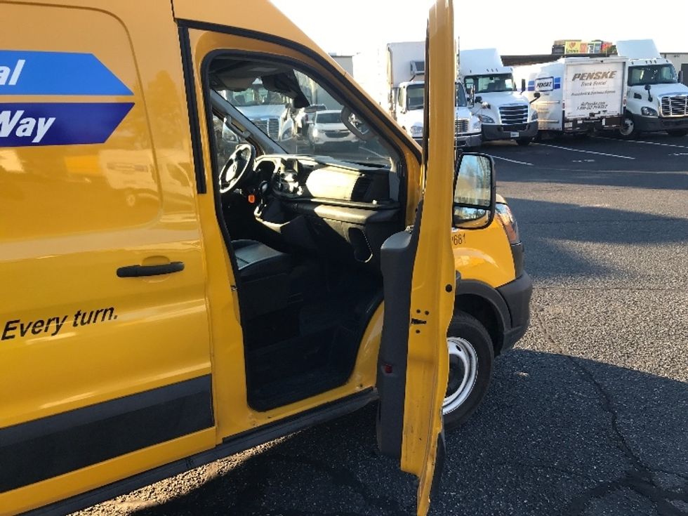 Cargo Van (Panel Van)-Light and Medium Duty Trucks-Ford-2023-Transit 250-Charlotte-NC-31,016\n\t\tmiles-$ 50,750 - Image 20