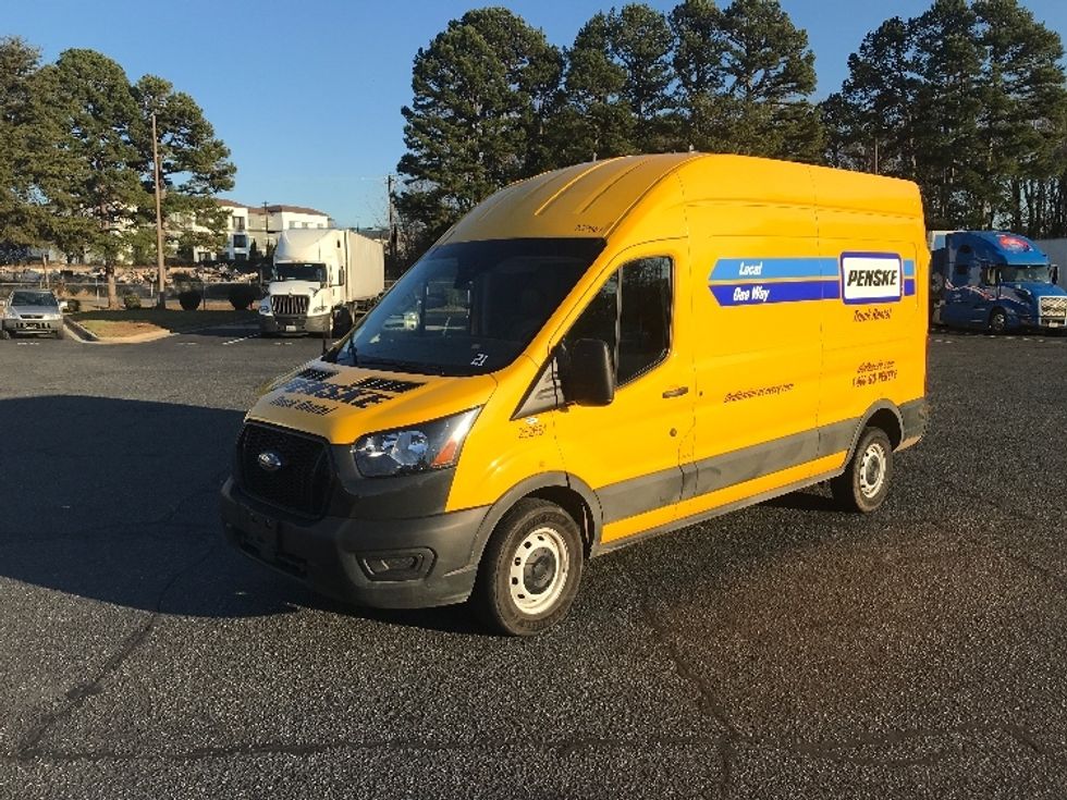 Cargo Van (Panel Van)-Light and Medium Duty Trucks-Ford-2023-Transit 250-Charlotte-NC-31,016\n\t\tmiles-$ 50,750 - Image 3