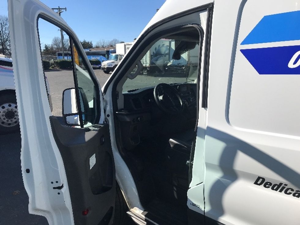 Cargo Van (Panel Van)-Light and Medium Duty Trucks-Ford-2023-Transit 250-Charlotte-NC-39,333\n\t\tmiles-$ 54,500 - Image 14