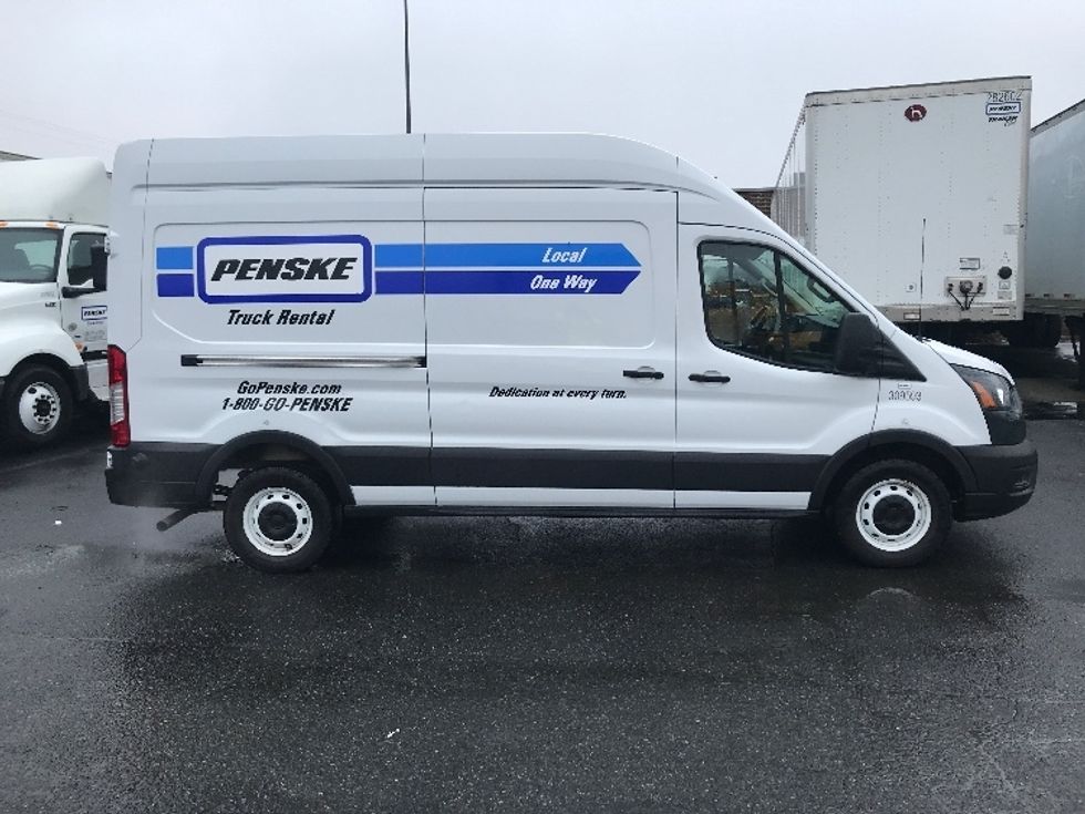 Cargo Van (Panel Van)-Light and Medium Duty Trucks-Ford-2023-Transit 250-Charlotte-NC-59,544\n\t\tmiles-$ 52,250 - Image 13