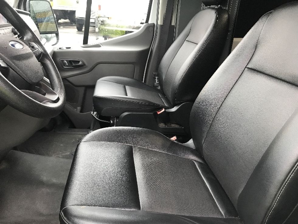 Cargo Van (Panel Van)-Light and Medium Duty Trucks-Ford-2023-Transit 250-Charlotte-NC-59,544\n\t\tmiles-$ 52,250 - Image 17