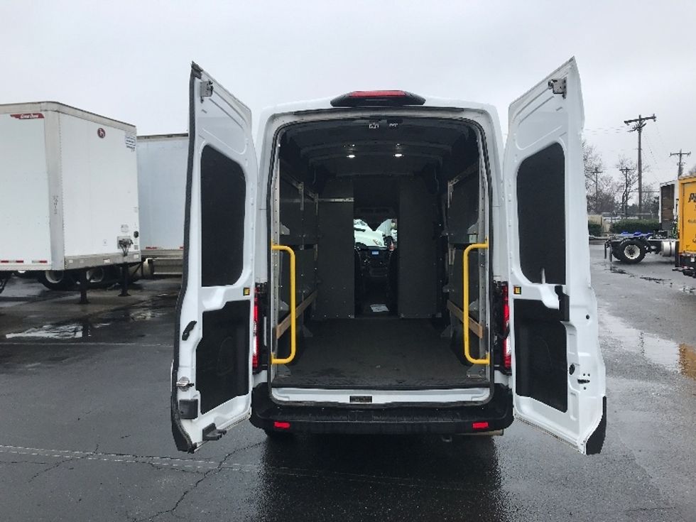Cargo Van (Panel Van)-Light and Medium Duty Trucks-Ford-2023-Transit 250-Charlotte-NC-59,544\n\t\tmiles-$ 52,250 - Image 8