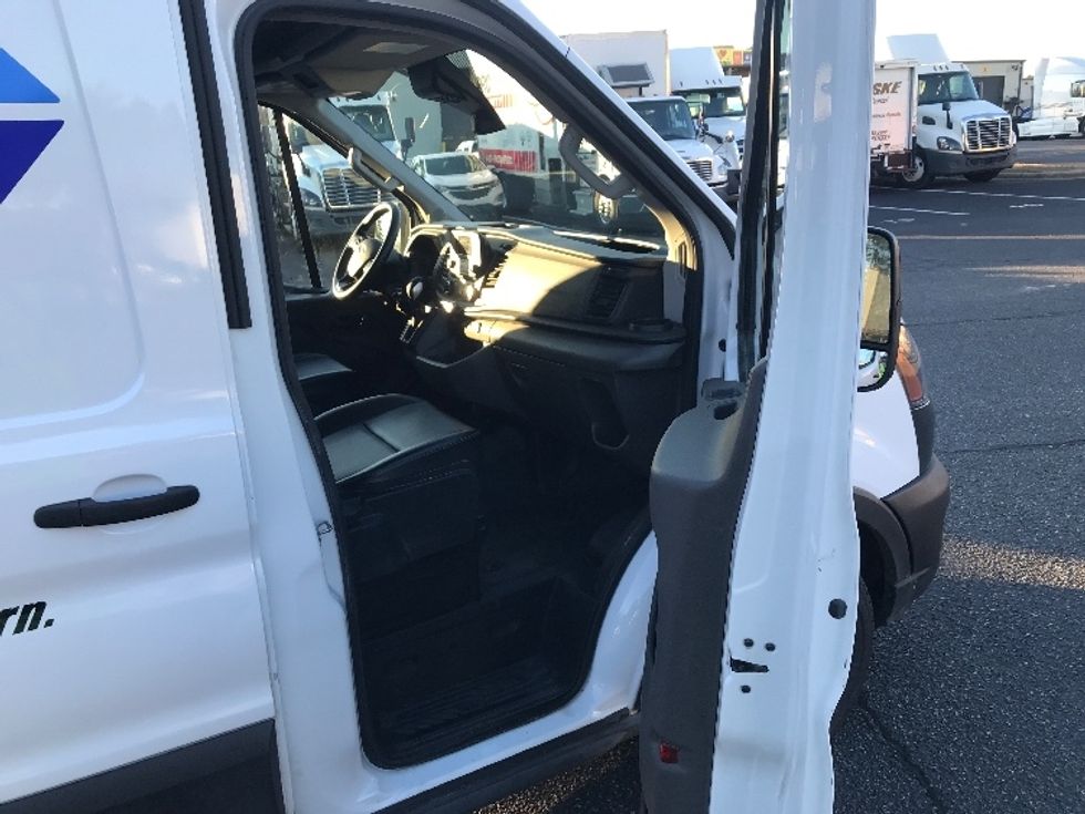 Cargo Van (Panel Van)-Light and Medium Duty Trucks-Ford-2023-Transit 250-Charlotte-NC-69,328\n\t\tmiles-$ 55,750 - Image 20