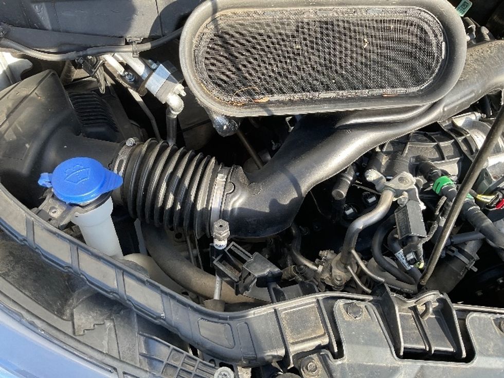 Cargo Van (Panel Van)-Light and Medium Duty Trucks-Ford-2023-Transit 250-Chicopee-MA-53,481\n\t\tmiles-$ 47,000 - Image 23