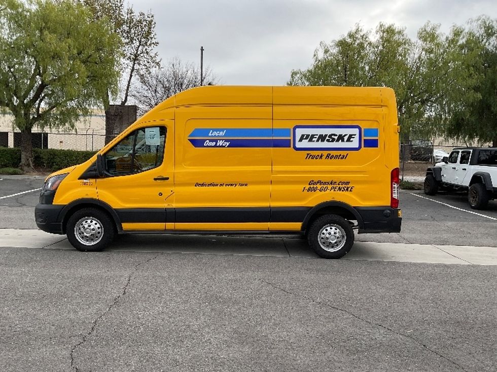 Cargo Van (Panel Van)-Light and Medium Duty Trucks-Ford-2023-Transit 250-City Of Industry-CA-25,929\n\t\tmiles-$ 53,250 - Image 4
