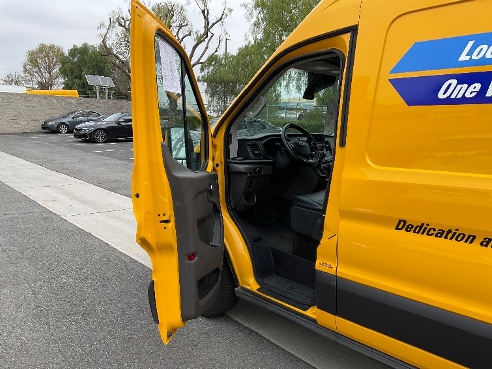 Cargo Van (Panel Van)-Light and Medium Duty Trucks-Ford-2023-Transit 250-City Of Industry-CA-25,929\n\t\tmiles-$ 53,250 - Image 16