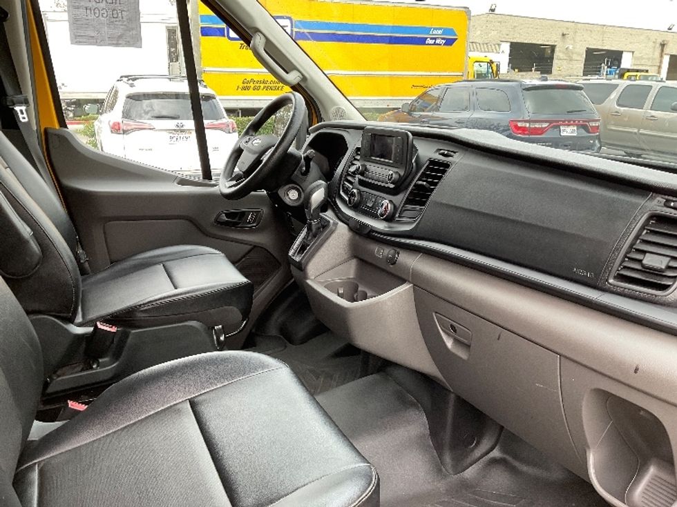 Cargo Van (Panel Van)-Light and Medium Duty Trucks-Ford-2023-Transit 250-City Of Industry-CA-25,929\n\t\tmiles-$ 53,250 - Image 22