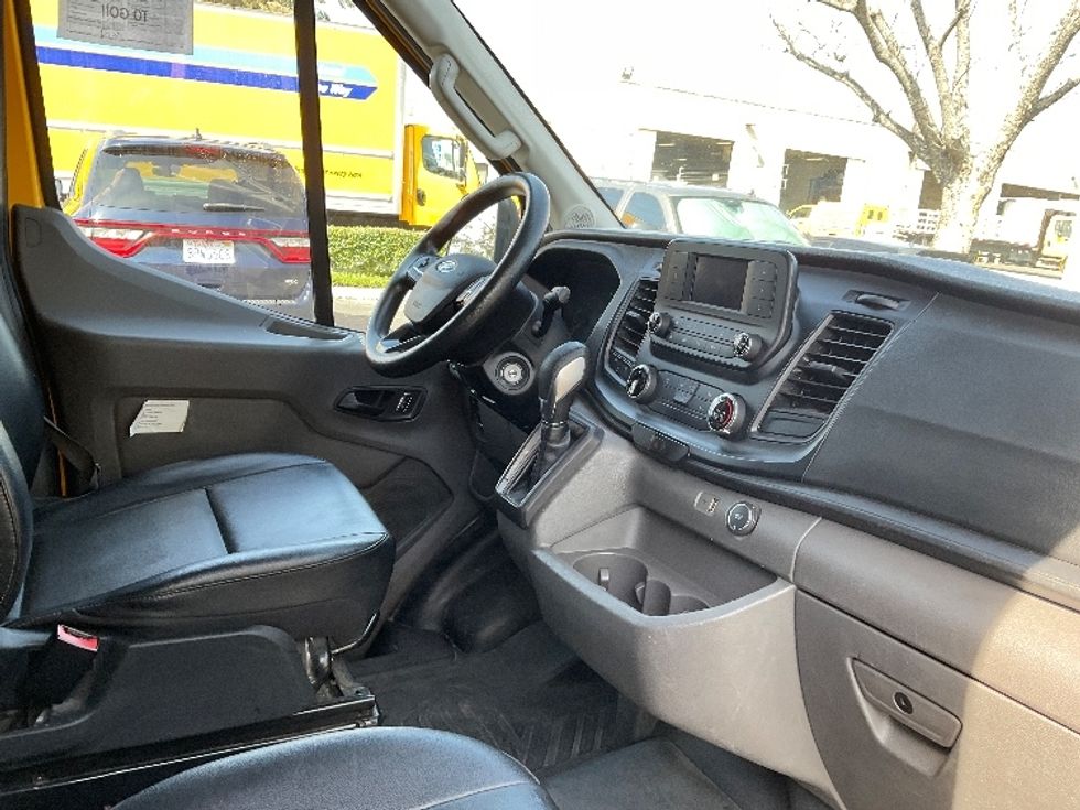 Cargo Van (Panel Van)-Light and Medium Duty Trucks-Ford-2023-Transit 250-City Of Industry-CA-31,642\n\t\tmiles-$ 47,500 - Image 22