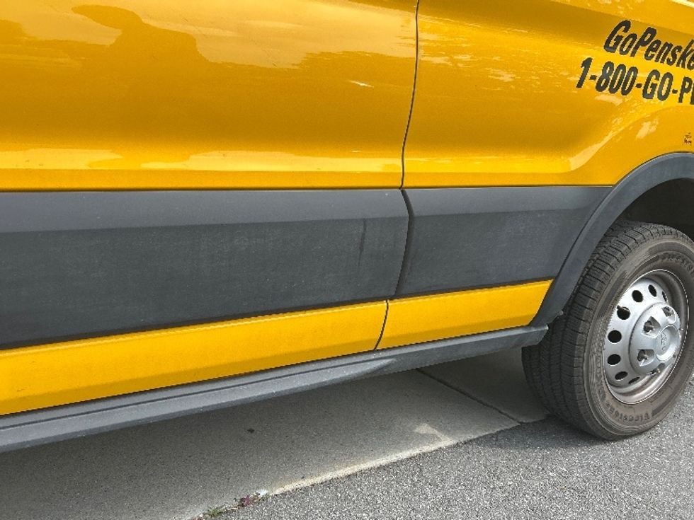2023 Ford Transit photo 3