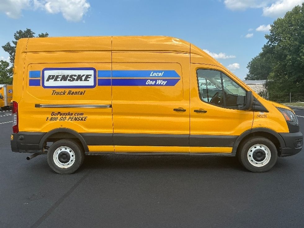 Cargo Van (Panel Van)-Light and Medium Duty Trucks-Ford-2023-Transit 250-Columbus-OH-76,741\n\t\tmiles-$ 35,500 - Image 14