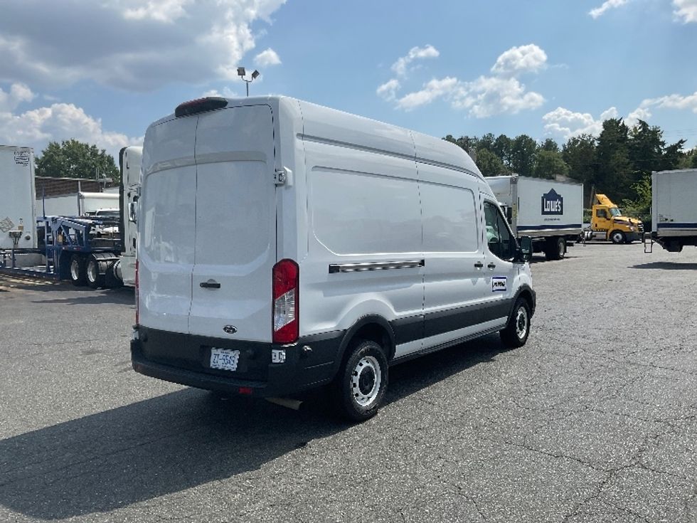 Cargo Van (Panel Van)-Light and Medium Duty Trucks-Ford-2023-Transit 250-Concord-NC-109,463\n\t\tmiles-$ 35,000 - Image 13