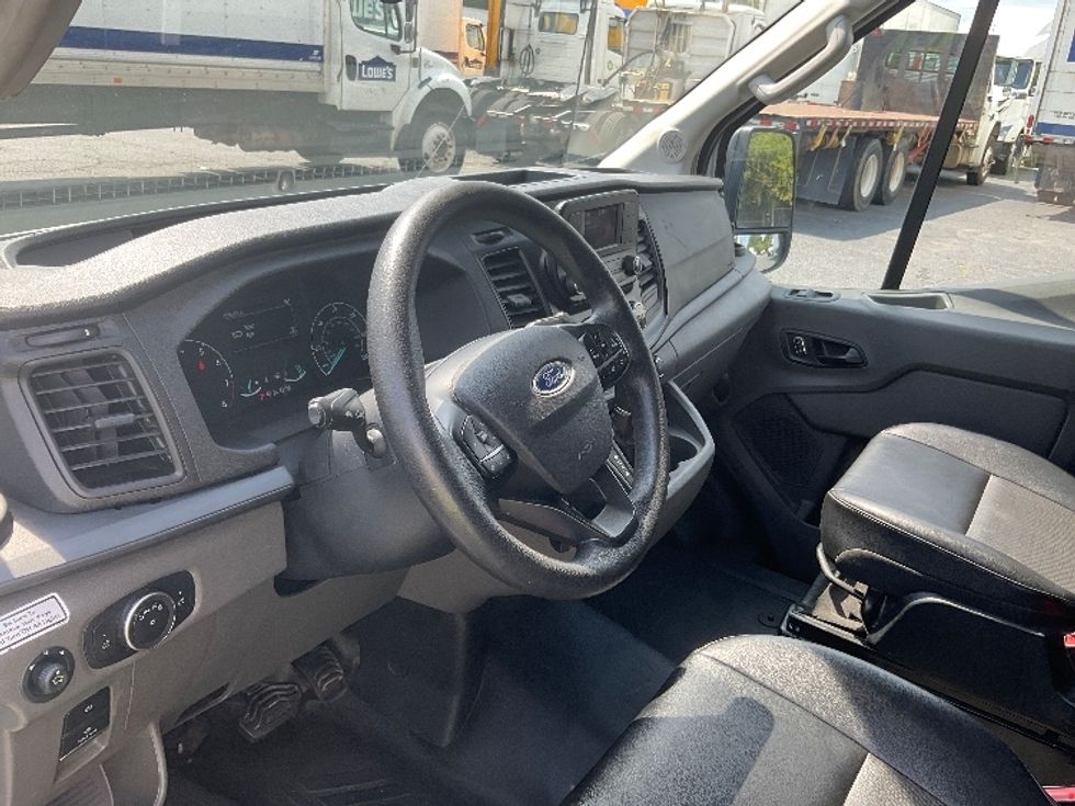 Cargo Van (Panel Van)-Light and Medium Duty Trucks-Ford-2023-Transit 250-Concord-NC-109,463\n\t\tmiles-$ 35,000 - Image 17