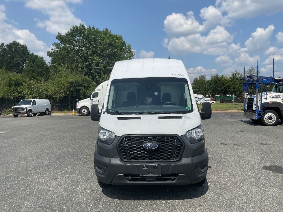Cargo Van (Panel Van)-Light and Medium Duty Trucks-Ford-2023-Transit 250-Concord-NC-109,463\n\t\tmiles-$ 35,000 - Image 2