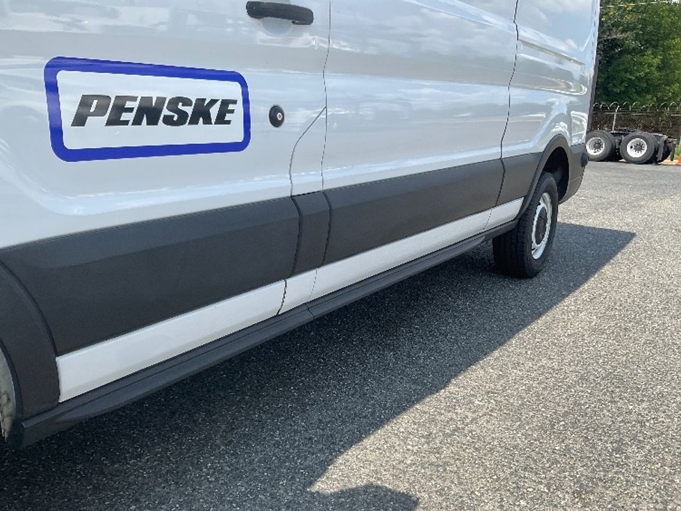 Cargo Van (Panel Van)-Light and Medium Duty Trucks-Ford-2023-Transit 250-Concord-NC-109,463\n\t\tmiles-$ 35,000 - Image 5