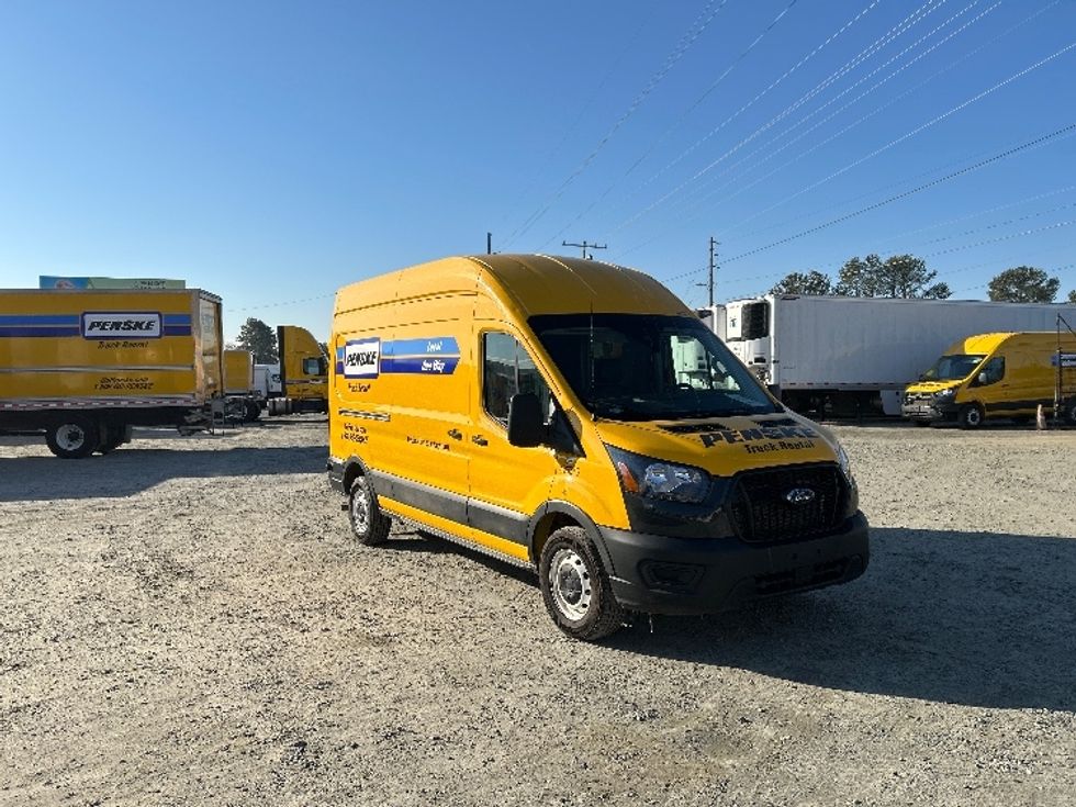 Cargo Van (Panel Van)-Light and Medium Duty Trucks-Ford-2023-Transit 250-Concord-NC-59,090\n\t\tmiles-$ 47,500 - Image 1
