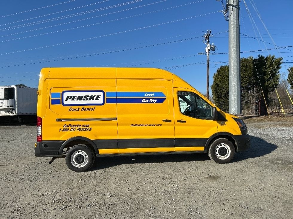 Cargo Van (Panel Van)-Light and Medium Duty Trucks-Ford-2023-Transit 250-Concord-NC-59,090\n\t\tmiles-$ 47,500 - Image 15