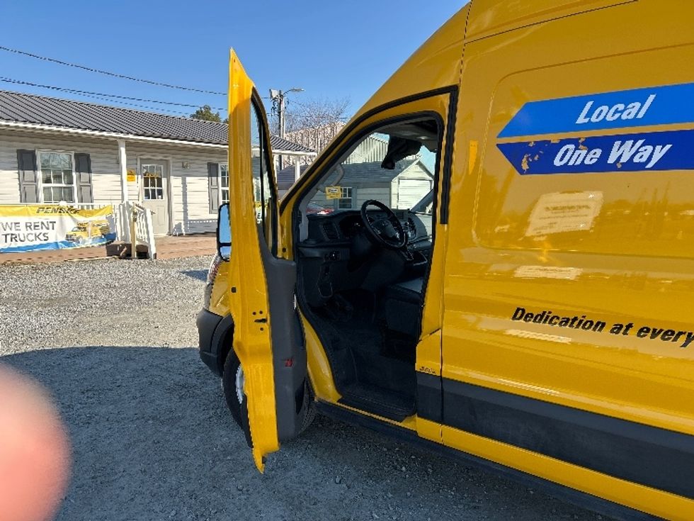 Cargo Van (Panel Van)-Light and Medium Duty Trucks-Ford-2023-Transit 250-Concord-NC-59,090\n\t\tmiles-$ 47,500 - Image 16