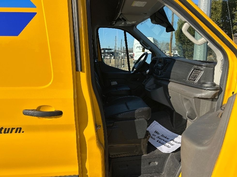 Cargo Van (Panel Van)-Light and Medium Duty Trucks-Ford-2023-Transit 250-Concord-NC-59,090\n\t\tmiles-$ 47,500 - Image 22