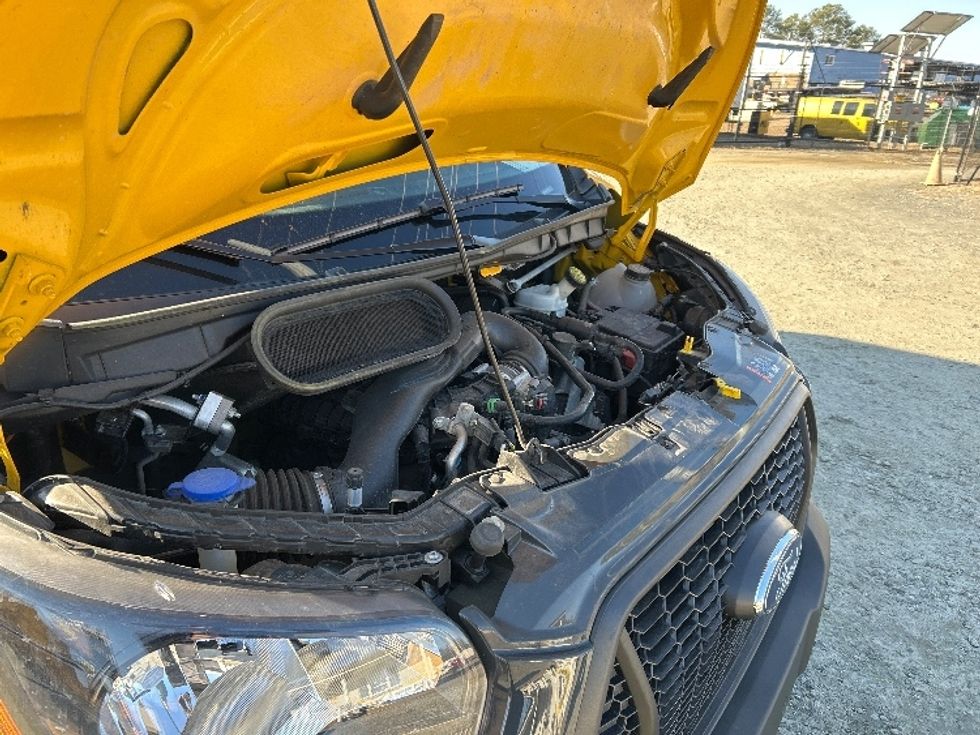 Cargo Van (Panel Van)-Light and Medium Duty Trucks-Ford-2023-Transit 250-Concord-NC-59,090\n\t\tmiles-$ 47,500 - Image 24