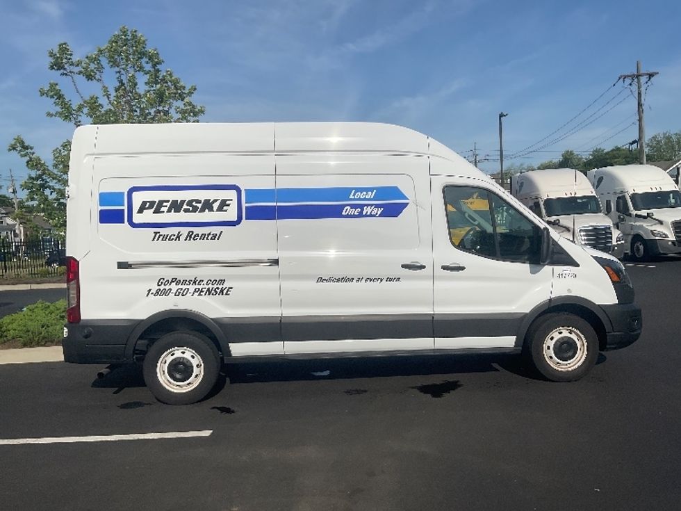 Cargo Van (Panel Van)-Light and Medium Duty Trucks-Ford-2023-Transit 250-Cranbury-NJ-47,329\n\t\tmiles-$ 44,750 - Image 14