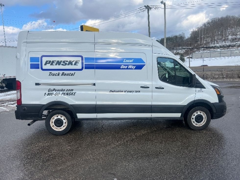 2023 Ford Transit photo 13