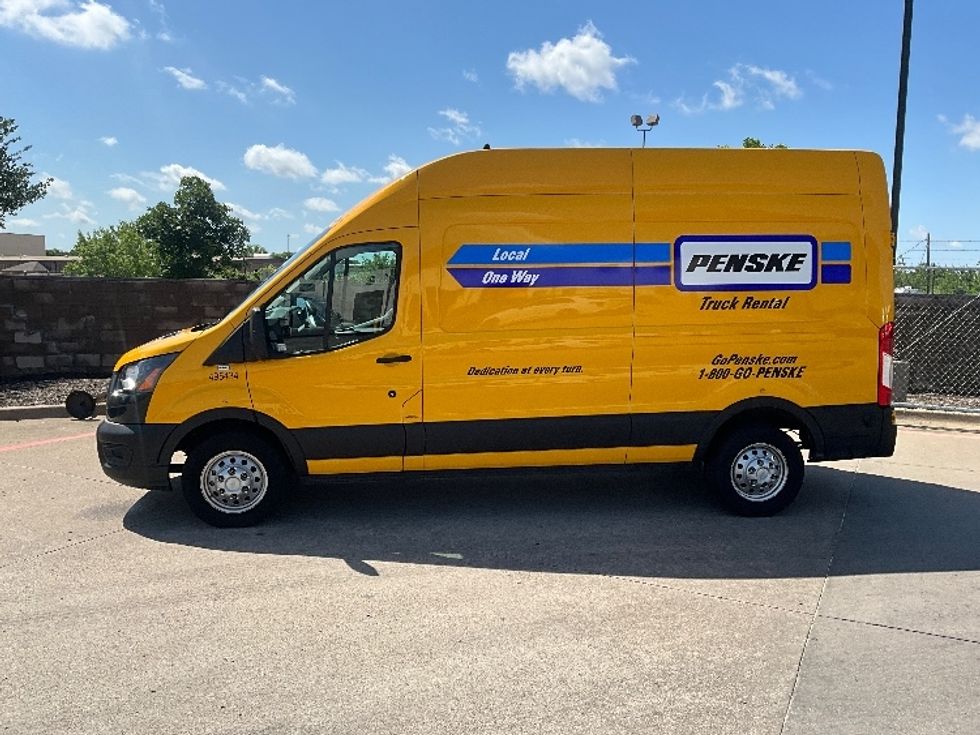 Cargo Van (Panel Van)-Light and Medium Duty Trucks-Ford-2023-Transit 250-Dallas-TX-46,805\n\t\tmiles-$ 46,250 - Image 4