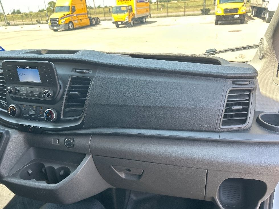Cargo Van (Panel Van)-Light and Medium Duty Trucks-Ford-2023-Transit 250-Dallas-TX-72,901\n\t\tmiles-$ 43,000 - Image 20