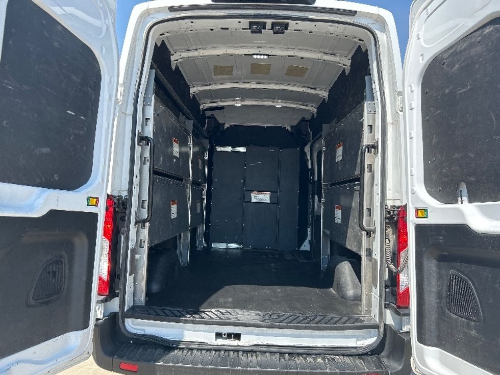Cargo Van (Panel Van)-Light and Medium Duty Trucks-Ford-2023-Transit 250-Dallas-TX-72,901\n\t\tmiles-$ 43,000 - Image 8