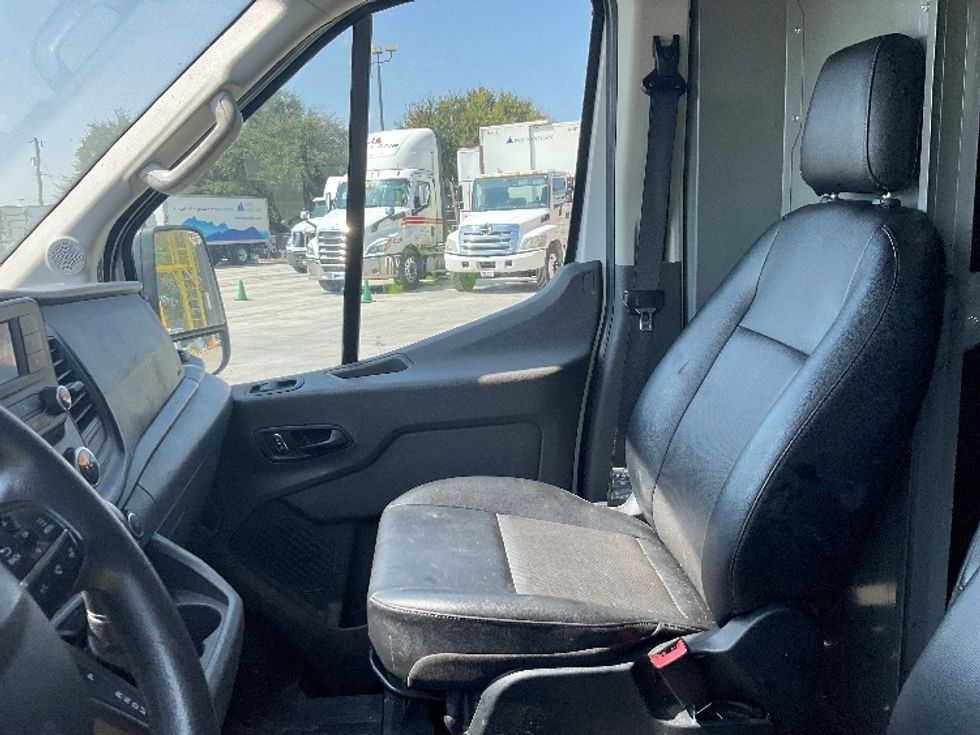 Cargo Van (Panel Van)-Light and Medium Duty Trucks-Ford-2023-Transit 250-Dallas-TX-87,055\n\t\tmiles-$ 42,250 - Image 16