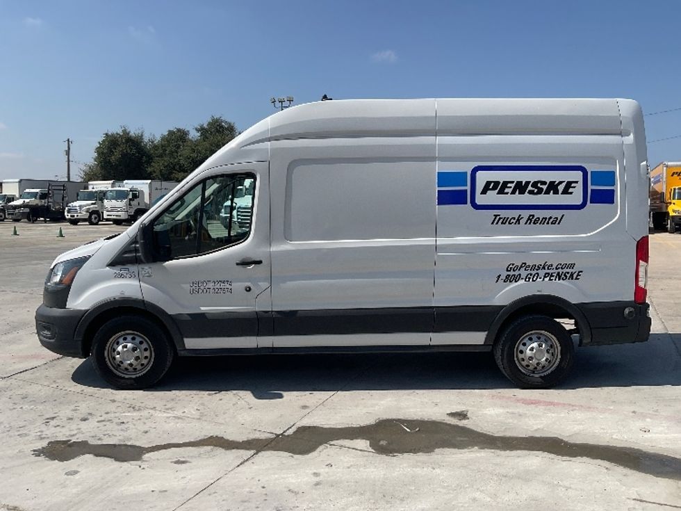 Cargo Van (Panel Van)-Light and Medium Duty Trucks-Ford-2023-Transit 250-Dallas-TX-87,055\n\t\tmiles-$ 42,250 - Image 4
