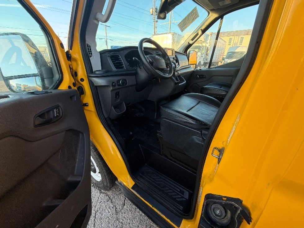 Cargo Van (Panel Van)-Light and Medium Duty Trucks-Ford-2023-Transit 250-Dallas-TX-93,083\n\t\tmiles-$ 34,000 - Image 13