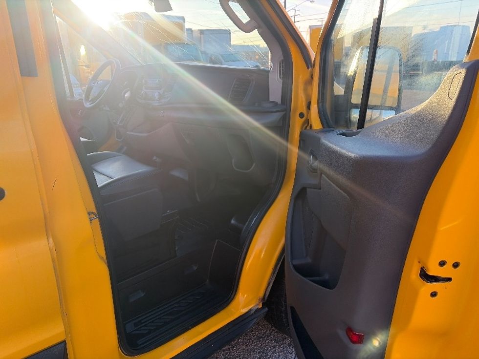 Cargo Van (Panel Van)-Light and Medium Duty Trucks-Ford-2023-Transit 250-Dallas-TX-93,083\n\t\tmiles-$ 34,000 - Image 17
