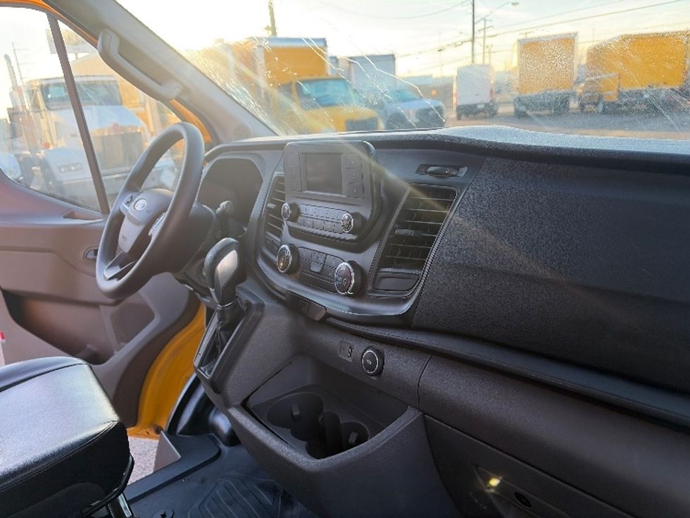 Cargo Van (Panel Van)-Light and Medium Duty Trucks-Ford-2023-Transit 250-Dallas-TX-93,083\n\t\tmiles-$ 34,000 - Image 19