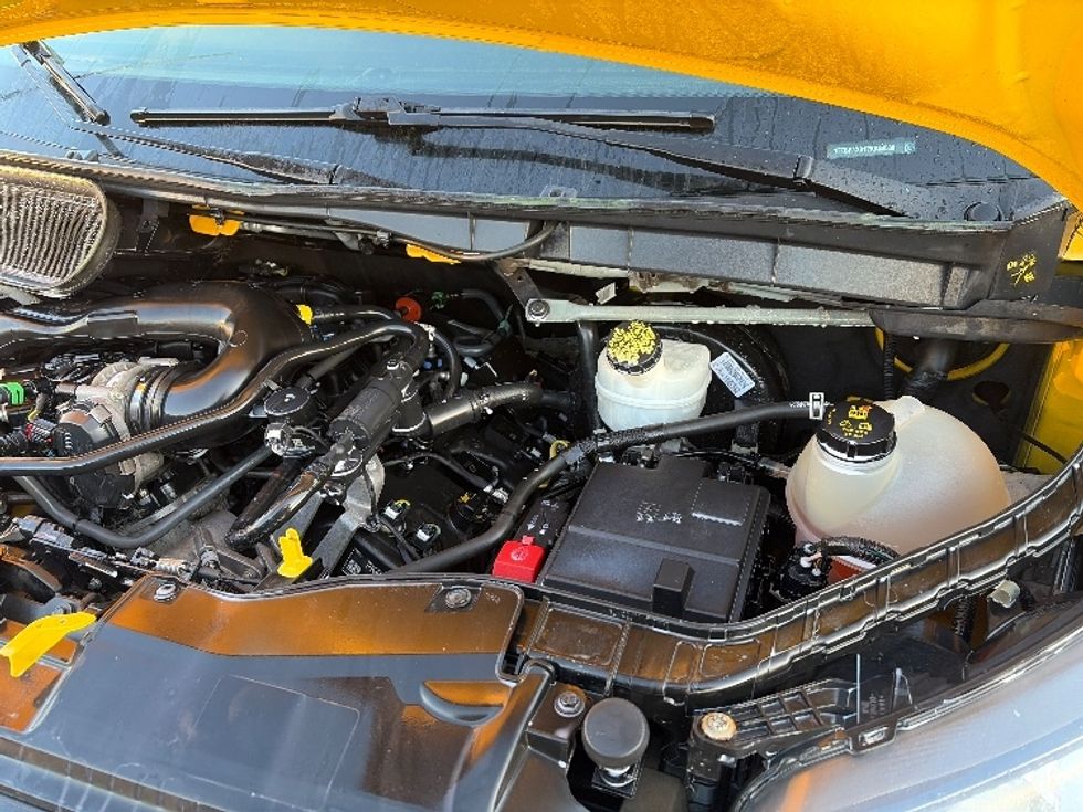 Cargo Van (Panel Van)-Light and Medium Duty Trucks-Ford-2023-Transit 250-Dallas-TX-93,083\n\t\tmiles-$ 34,000 - Image 21