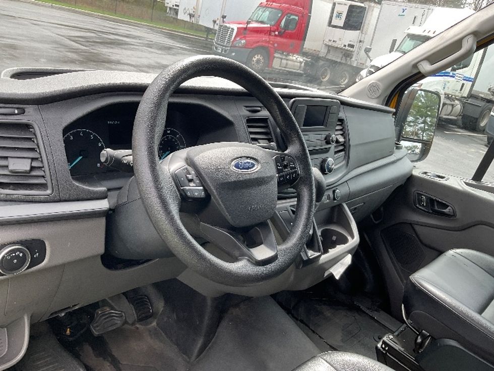 Cargo Van (Panel Van)-Light and Medium Duty Trucks-Ford-2023-Transit 250-Dayton-NJ-19,471\n\t\tmiles-$ 51,000 - Image 17