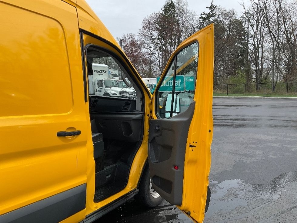 Cargo Van (Panel Van)-Light and Medium Duty Trucks-Ford-2023-Transit 250-Dayton-NJ-19,471\n\t\tmiles-$ 51,000 - Image 20