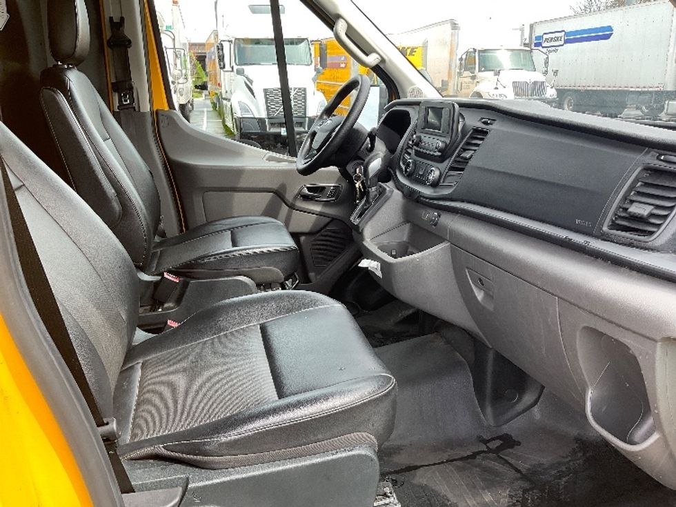 Cargo Van (Panel Van)-Light and Medium Duty Trucks-Ford-2023-Transit 250-Dayton-NJ-19,471\n\t\tmiles-$ 51,000 - Image 22