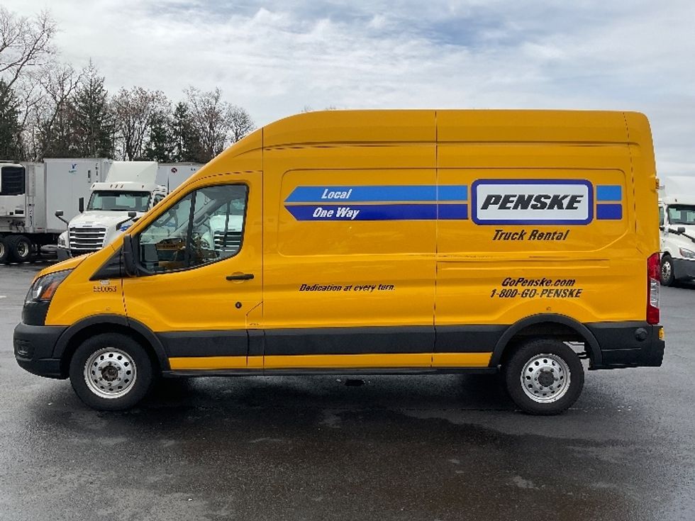 Cargo Van (Panel Van)-Light and Medium Duty Trucks-Ford-2023-Transit 250-Dayton-NJ-19,471\n\t\tmiles-$ 51,000 - Image 4